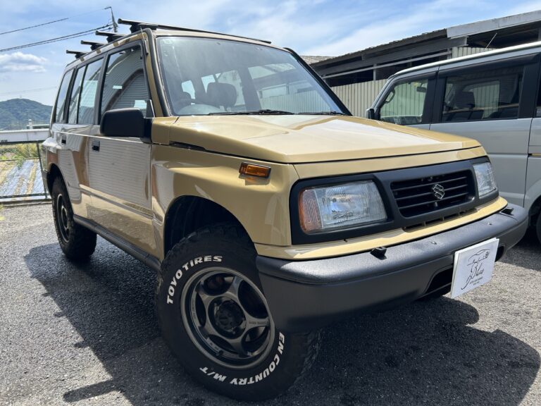 エスクード XL 4WD（4cmリフトアップ）